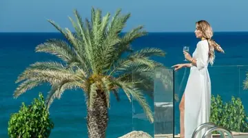 Golden Bee Lifestyle Hotel