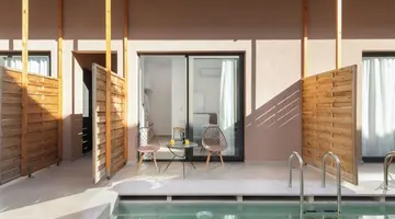 Golden Bee Lifestyle Hotel