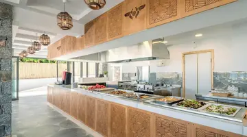 Golden Bee Lifestyle Hotel