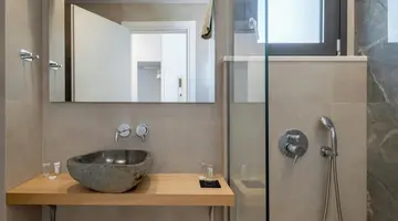 Golden Bee Lifestyle Hotel