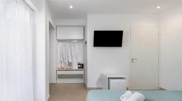 Golden Bee Lifestyle Hotel
