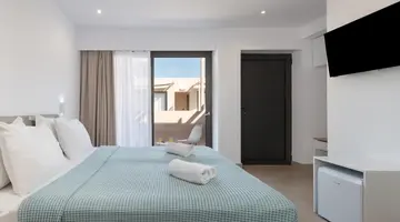 Golden Bee Lifestyle Hotel