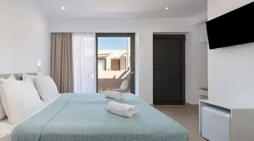 Golden Bee Lifestyle Hotel