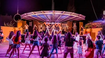 Golden Club Cabanas