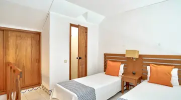 Golden Club Cabanas