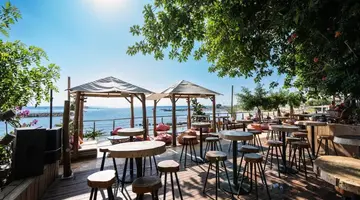 Golden Coast Beach Hotel