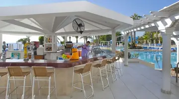 Golden Coast Beach Hotel