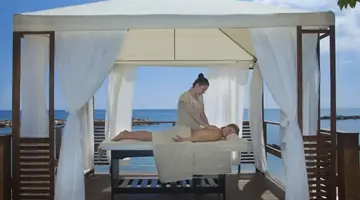 Golden Coast Beach Hotel