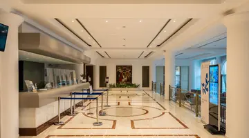 Golden Coast Beach Hotel