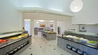 Golden Coast Beach Hotel