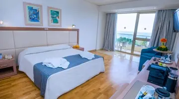 Golden Coast Beach Hotel