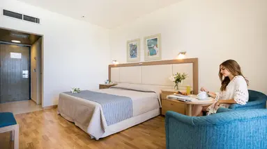 Golden Coast Beach Hotel