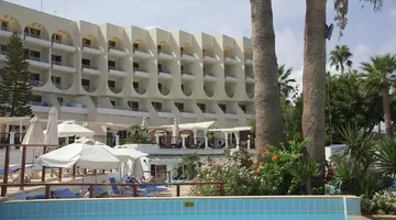 Golden Coast Beach Hotel