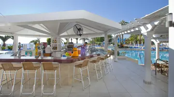 Golden Coast Beach Hotel