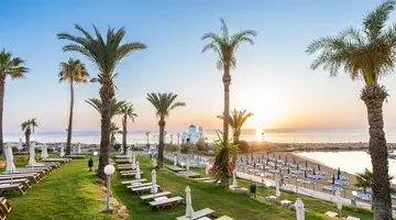 Golden Coast Beach Hotel