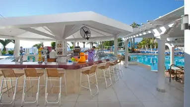 Golden Coast Beach Hotel