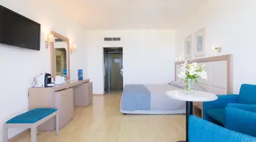 Golden Coast Beach Hotel