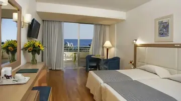 Golden Coast Beach Hotel