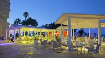 Golden Coast Beach Hotel