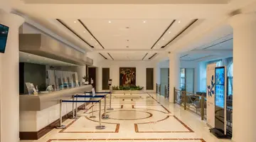 Golden Coast Beach Hotel