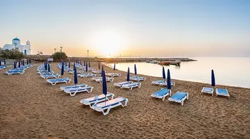 GOLDEN COAST BEACH
