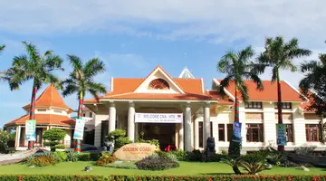 GOLDEN COAST RESORT & SPA