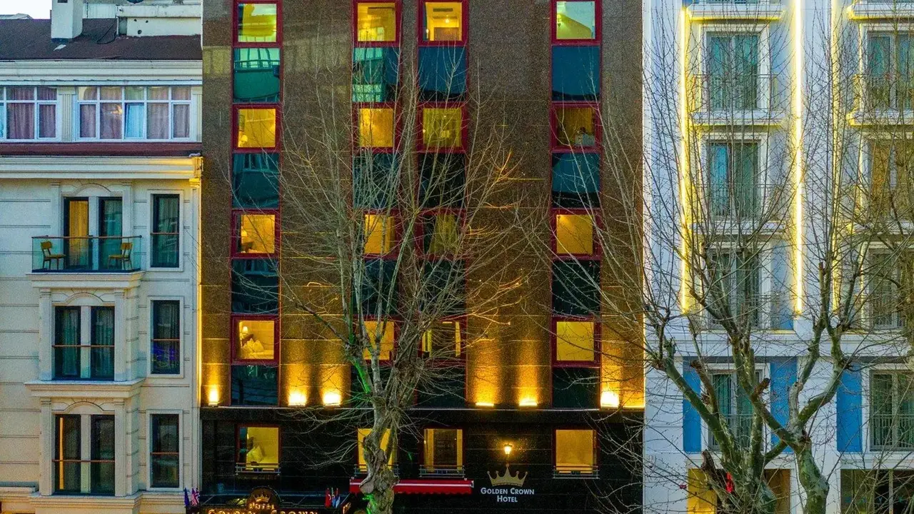 Golden Crown Hotel
