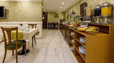 Golden Crown Hotel