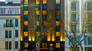 GOLDEN CROWN HOTEL