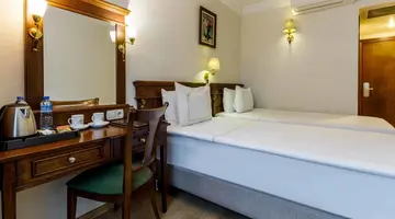 Golden Crown Hotel