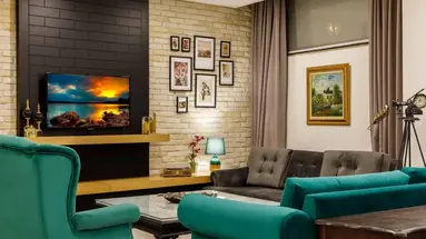 Golden Crown Hotel