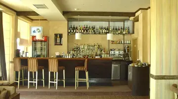 Golden Dreams Aparthotel