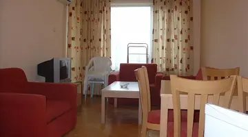 Golden Dreams Aparthotel