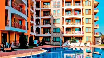 Golden Dreams Aparthotel