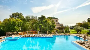 GOLDEN LINE