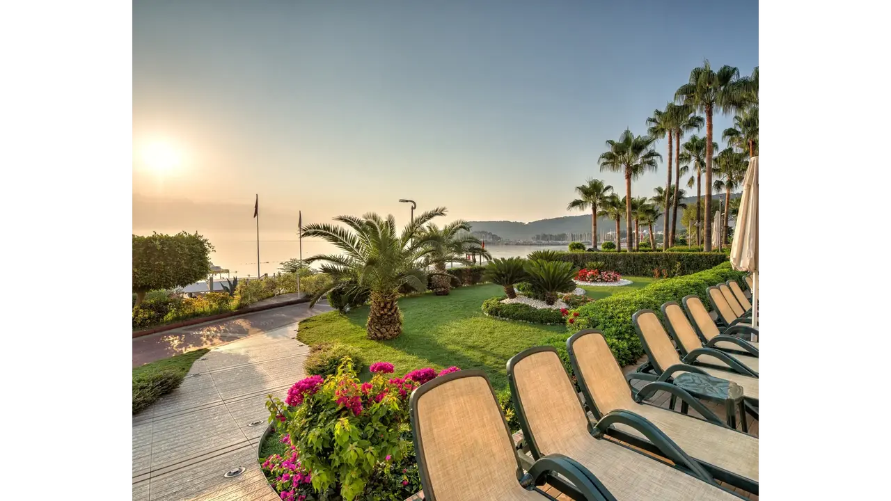 GOLDEN LOTUS HOTEL KEMER