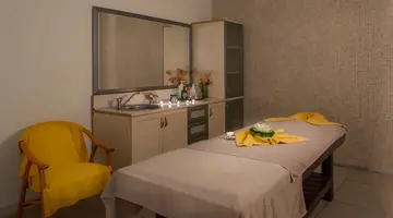 Golden Lotus Hotel