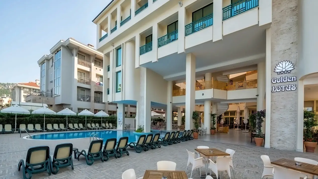 Golden Lotus Hotel