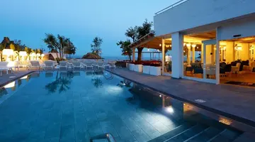 Golden Mar Menuda