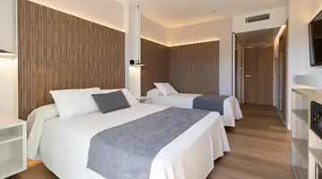 Golden Port Salou & Spa