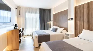 Golden Port Salou & Spa