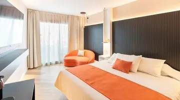 Golden Port Salou & Spa