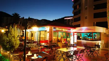 GOLDEN ROCK BEACH HOTEL