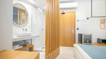 Golden Star City Resort