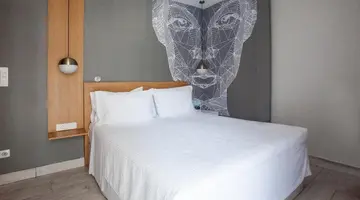 Golden Star City Resort