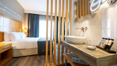 Golden Star City Resort
