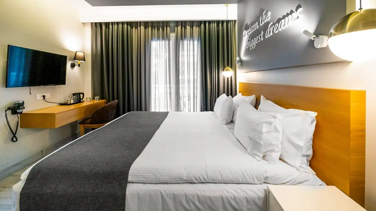 Golden Star City Resort