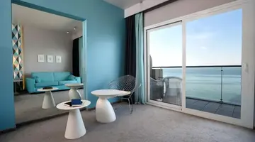 Golden Star City Resort