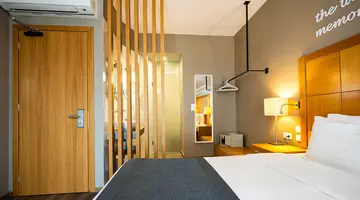 Golden Star City Resort