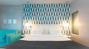 Golden Star City Resort